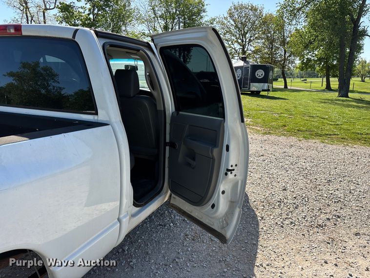 image for item FG0278 2007 Dodge Ram 1500 Ext. Cab pickup truck
