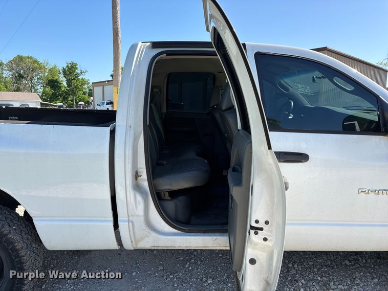 image for item FG0278 2007 Dodge Ram 1500 Ext. Cab pickup truck