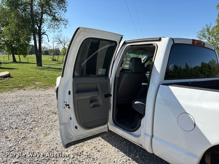 image for item FG0278 2007 Dodge Ram 1500 Ext. Cab pickup truck