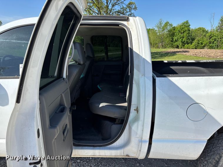 image for item FG0278 2007 Dodge Ram 1500 Ext. Cab pickup truck