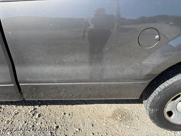 image for item FG0279 2007 Ford F150 XL pickup truck