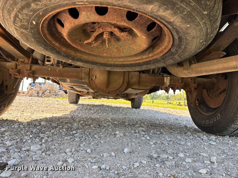 image for item FG0279 2007 Ford F150 XL pickup truck