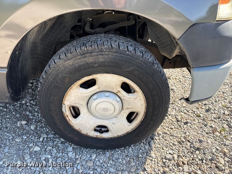 image for item FG0279 2007 Ford F150 XL pickup truck