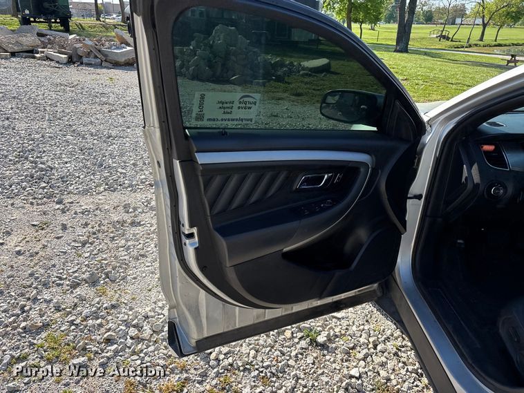 image for item FG0280 2013 Ford Taurus 
