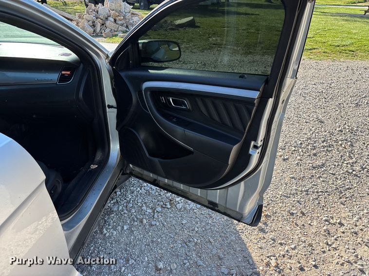 image for item FG0280 2013 Ford Taurus 
