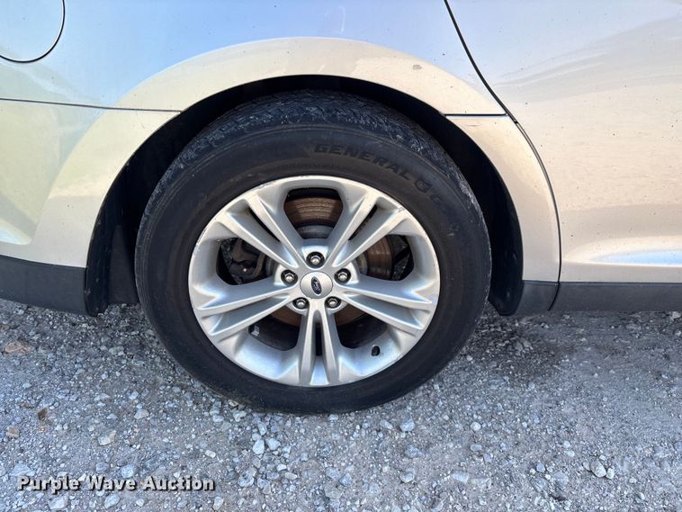 image for item FG0280 2013 Ford Taurus 