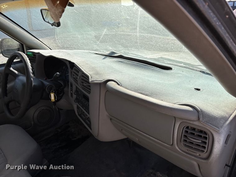 image for item FG0281 2003 Chevrolet S10 pickup truck