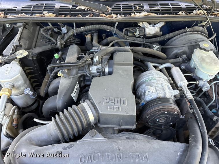 image for item FG0281 2003 Chevrolet S10 pickup truck