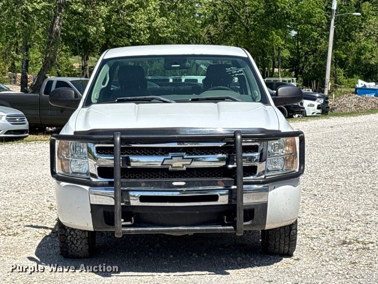 image for item FG0284 2012 Chevrolet Silverado 1500 Ext. Cab pickup truck
