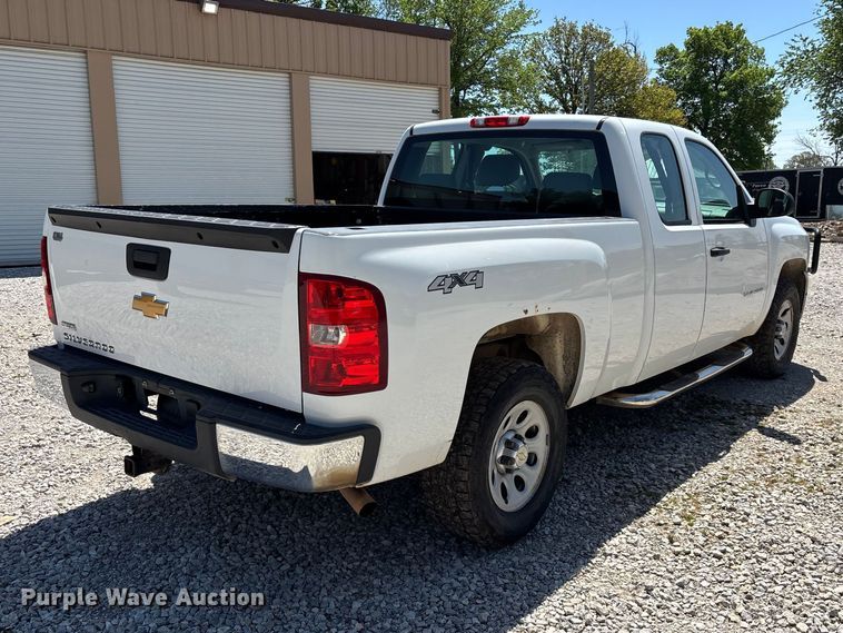 image for item FG0284 2012 Chevrolet Silverado 1500 Ext. Cab pickup truck