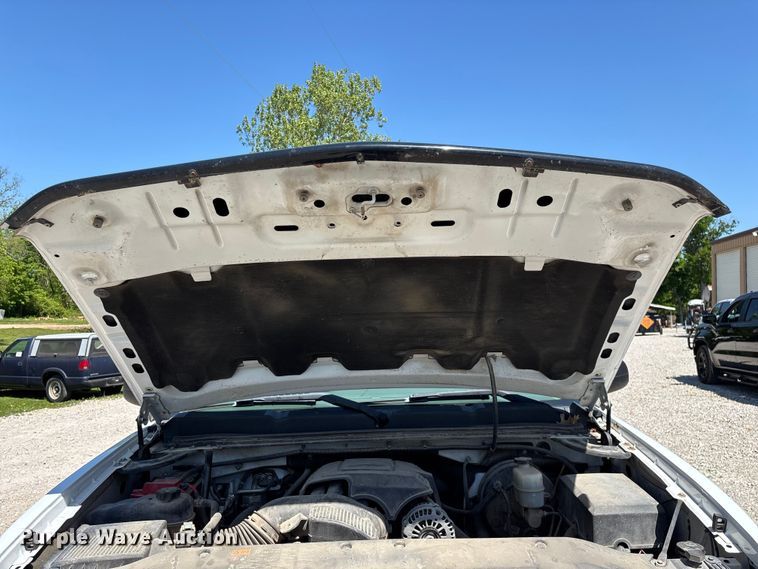 image for item FG0284 2012 Chevrolet Silverado 1500 Ext. Cab pickup truck