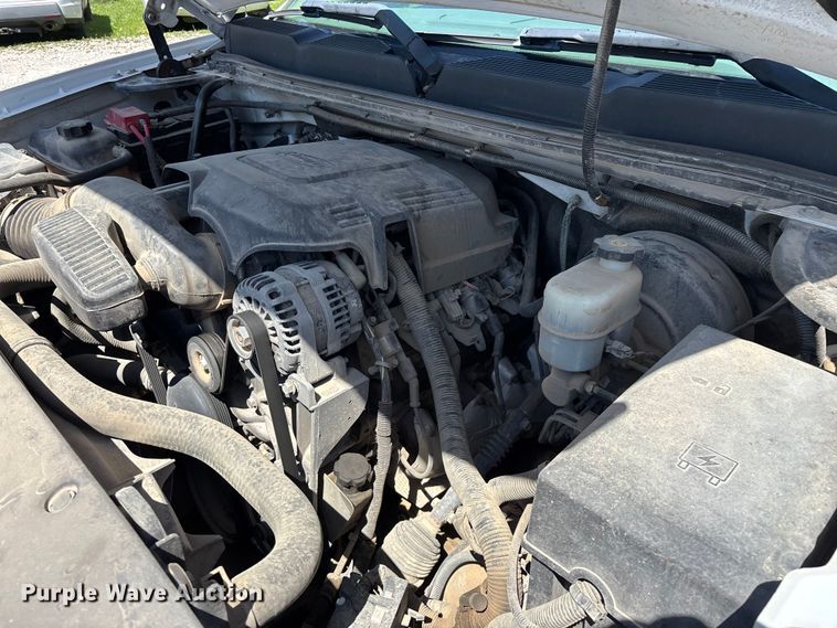 image for item FG0284 2012 Chevrolet Silverado 1500 Ext. Cab pickup truck