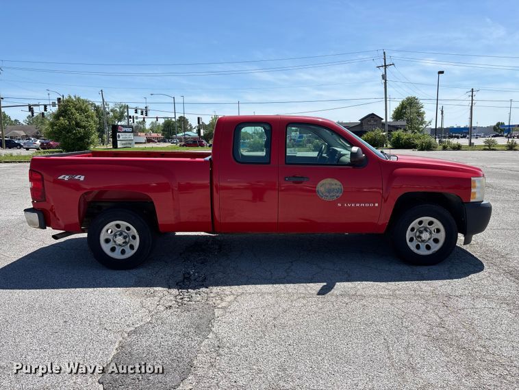 image for item FG0288 2008 Chevrolet Silverado 1500 Ext. Cab pickup truck