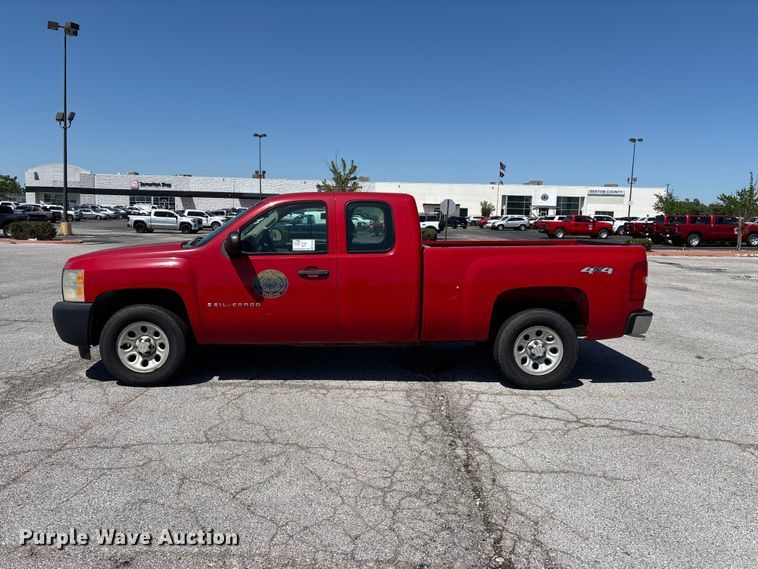 image for item FG0288 2008 Chevrolet Silverado 1500 Ext. Cab pickup truck