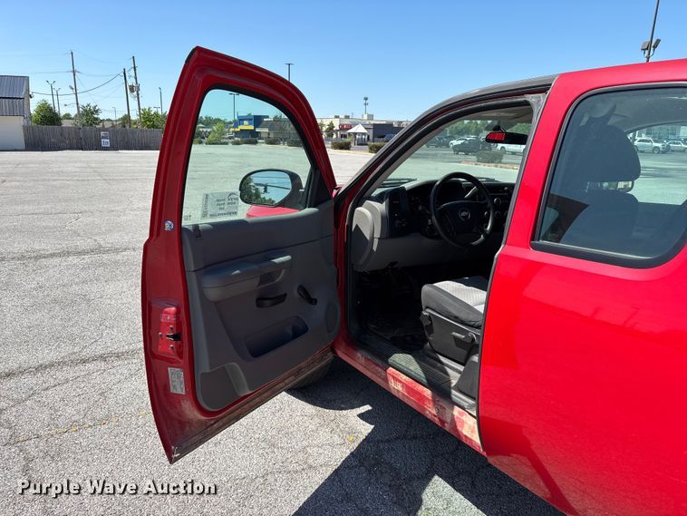 image for item FG0288 2008 Chevrolet Silverado 1500 Ext. Cab pickup truck