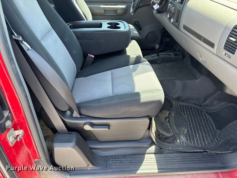 image for item FG0288 2008 Chevrolet Silverado 1500 Ext. Cab pickup truck