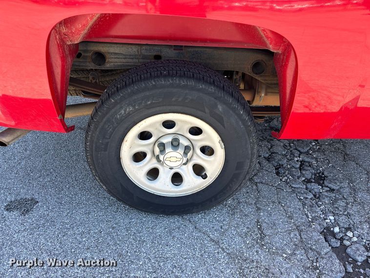 image for item FG0288 2008 Chevrolet Silverado 1500 Ext. Cab pickup truck