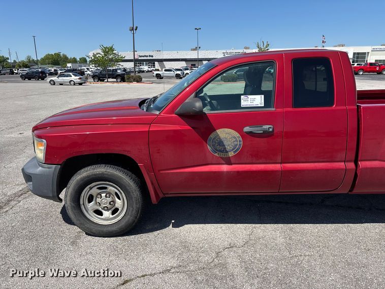 image for item FG0289 2009 Dodge Dakota Ext. Cab pickup truck