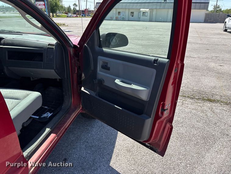 image for item FG0289 2009 Dodge Dakota Ext. Cab pickup truck