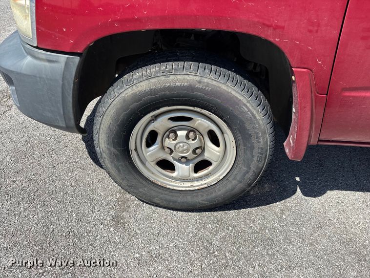 image for item FG0289 2009 Dodge Dakota Ext. Cab pickup truck