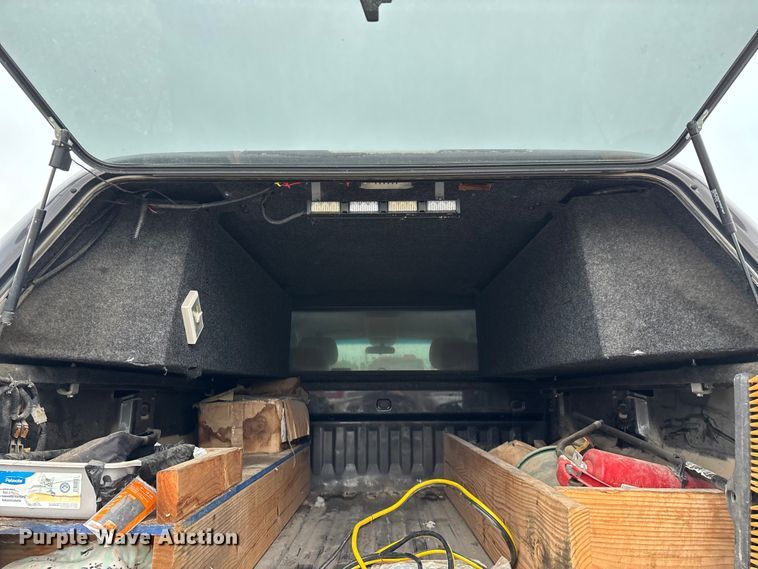image for item FG0300 2011 Chevrolet Silverado 1500 Ext. Cab pickup truck