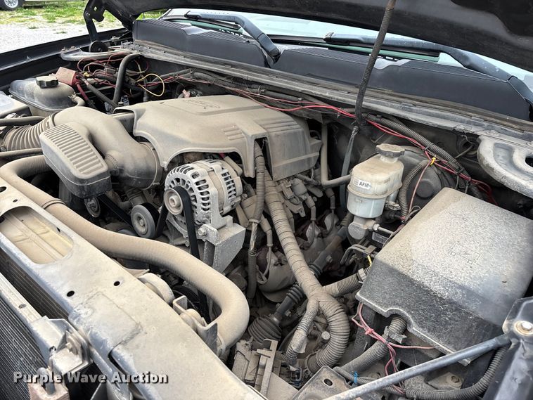 image for item FG0300 2011 Chevrolet Silverado 1500 Ext. Cab pickup truck