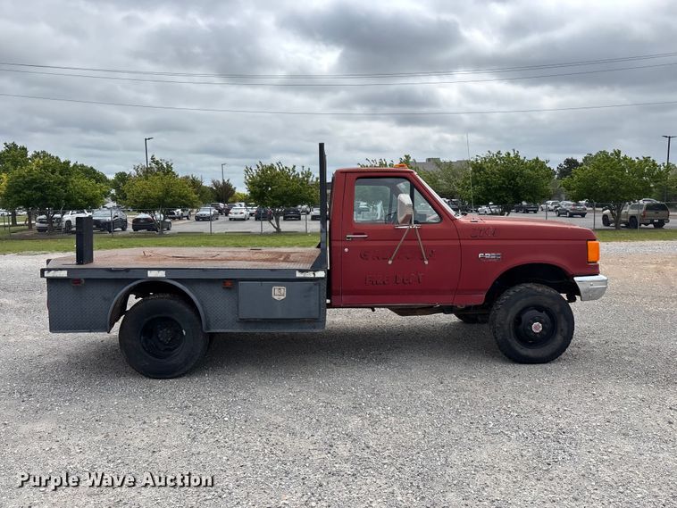 image for item FG0311 1988 Ford F350 flatbed truck