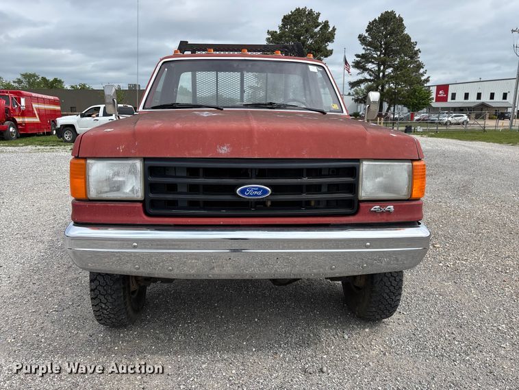 image for item FG0311 1988 Ford F350 flatbed truck