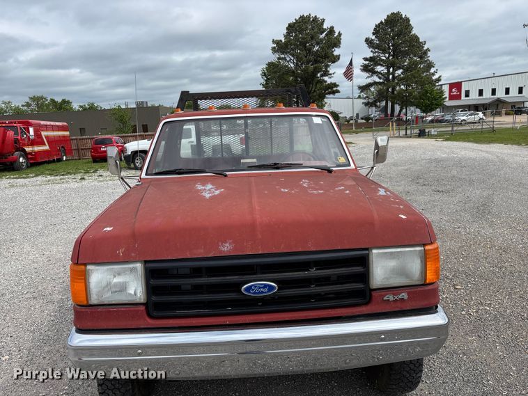 image for item FG0311 1988 Ford F350 flatbed truck
