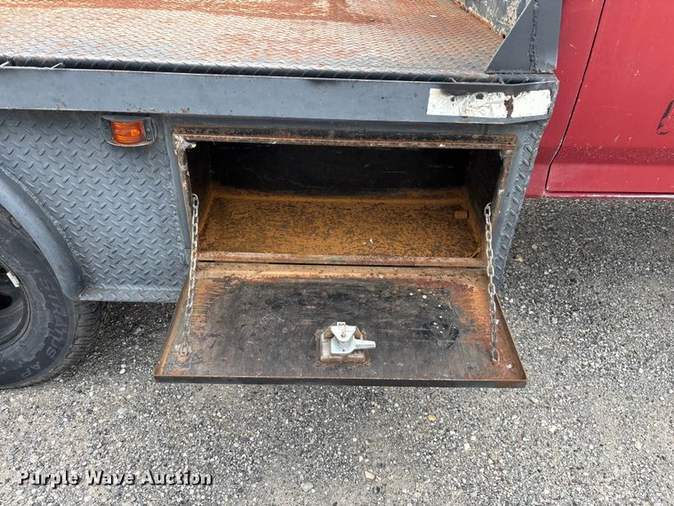 image for item FG0311 1988 Ford F350 flatbed truck