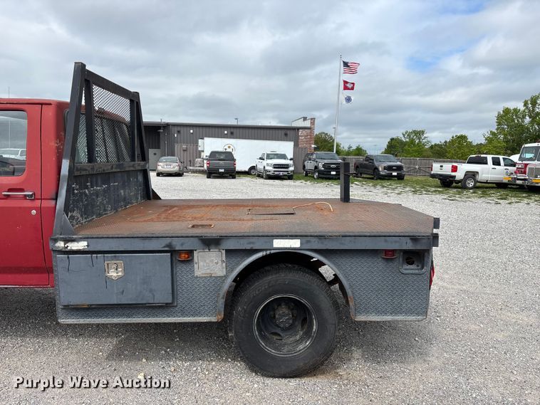 image for item FG0311 1988 Ford F350 flatbed truck