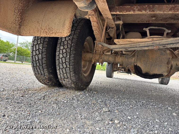 image for item FG0311 1988 Ford F350 flatbed truck