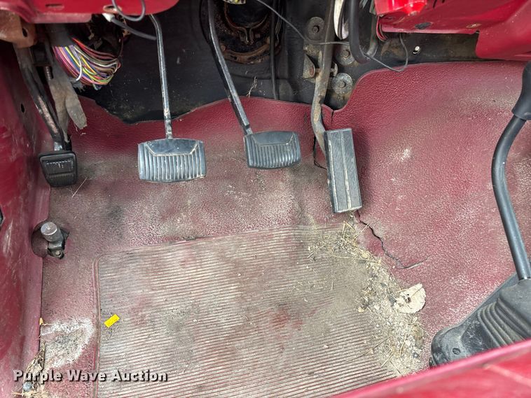 image for item FG0311 1988 Ford F350 flatbed truck