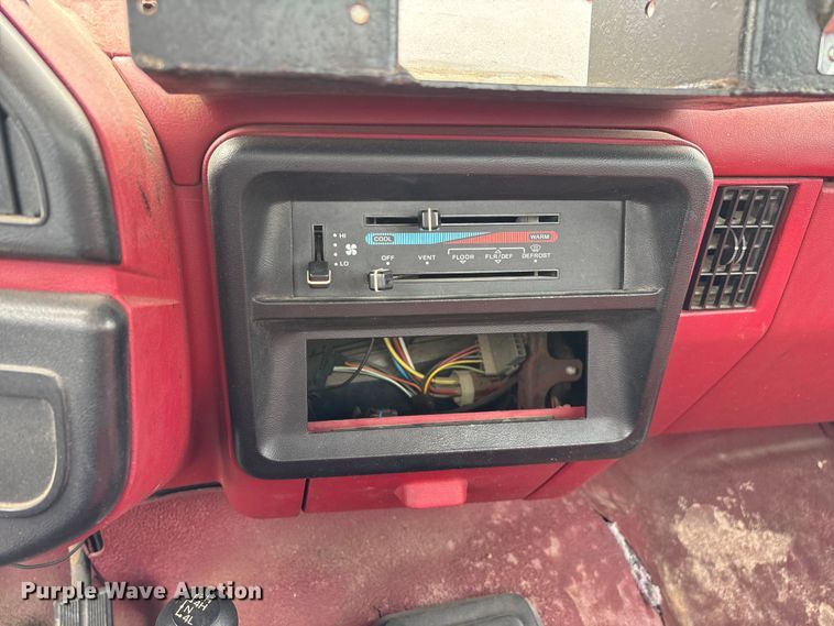 image for item FG0311 1988 Ford F350 flatbed truck