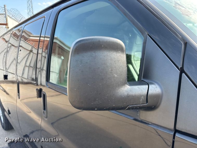 image for item FG0559 2016 Chevrolet Express 3500 prisoner transport van