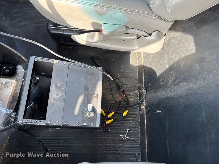 image for item FG0559 2016 Chevrolet Express 3500 prisoner transport van