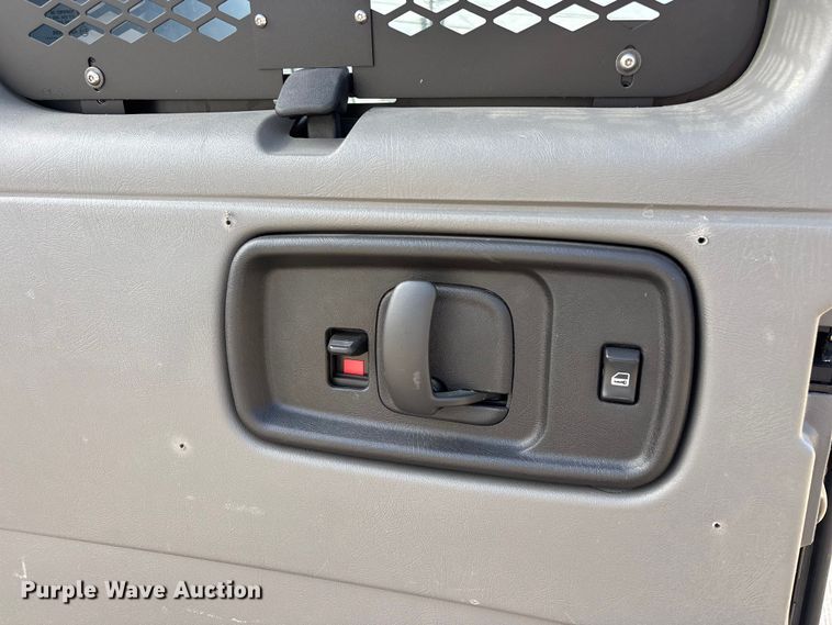 image for item FG0559 2016 Chevrolet Express 3500 prisoner transport van