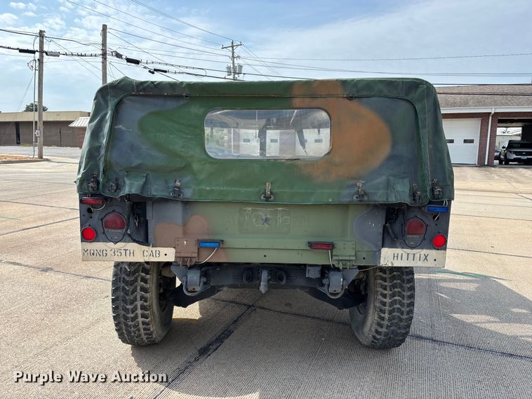 image for item FG0561 1991 AM General M998  HMMWV SUV