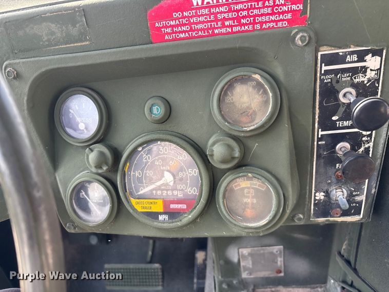 image for item FG0561 1991 AM General M998  HMMWV SUV