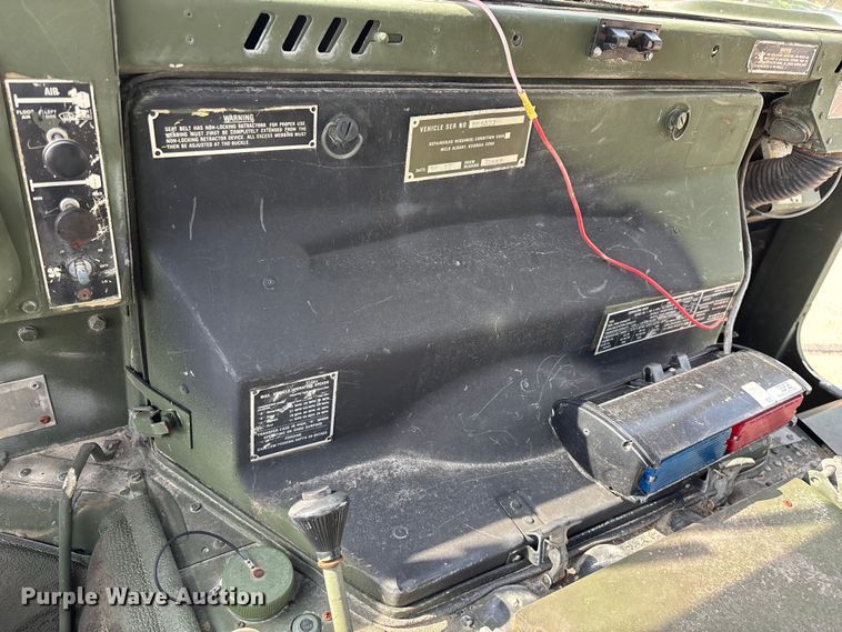 image for item FG0561 1991 AM General M998  HMMWV SUV