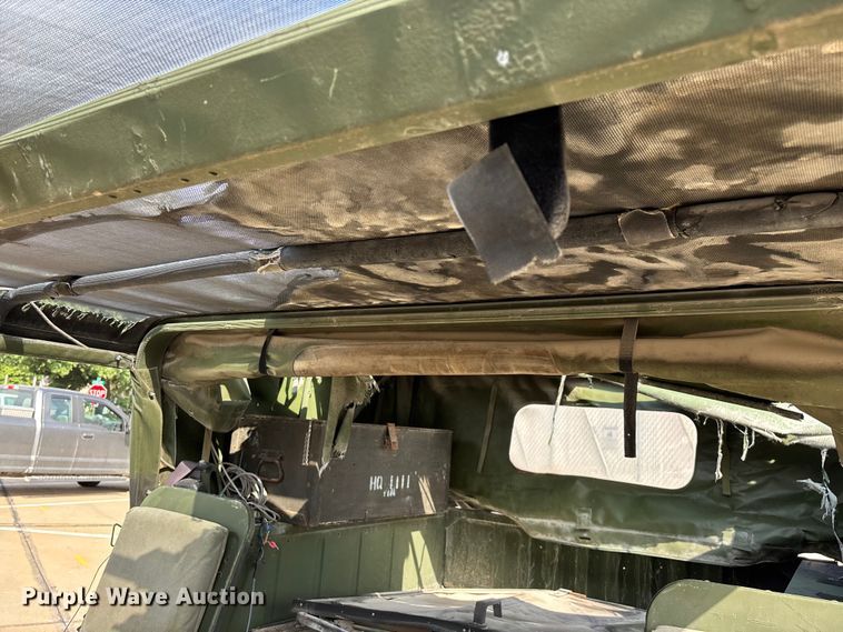 image for item FG0561 1991 AM General M998  HMMWV SUV