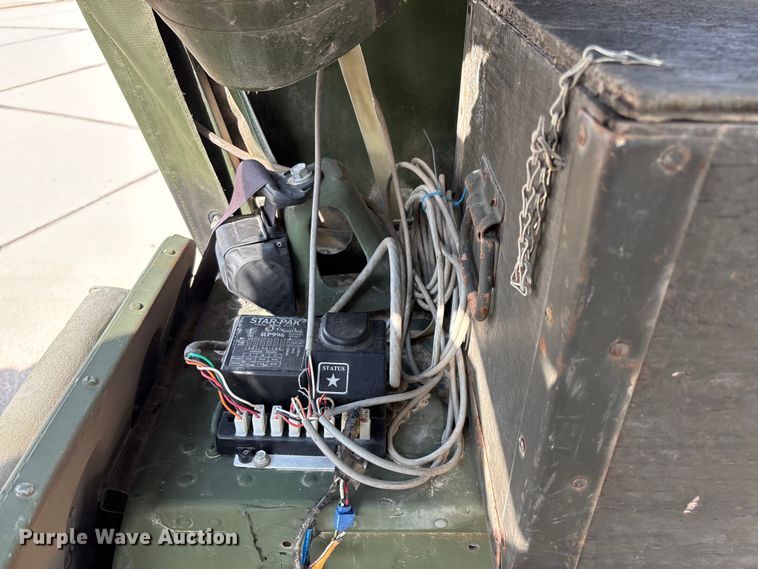 image for item FG0561 1991 AM General M998  HMMWV SUV