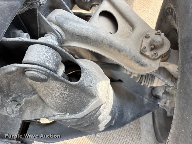 image for item FG0561 1991 AM General M998  HMMWV SUV