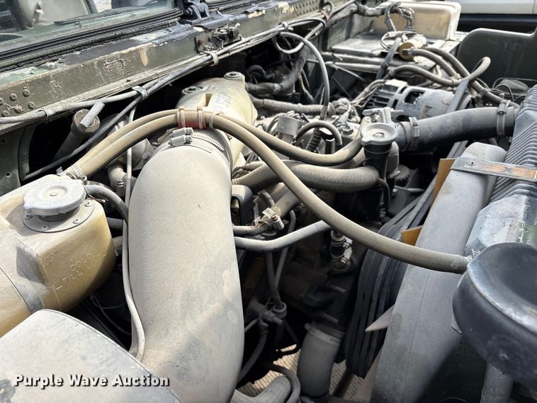 image for item FG0561 1991 AM General M998  HMMWV SUV