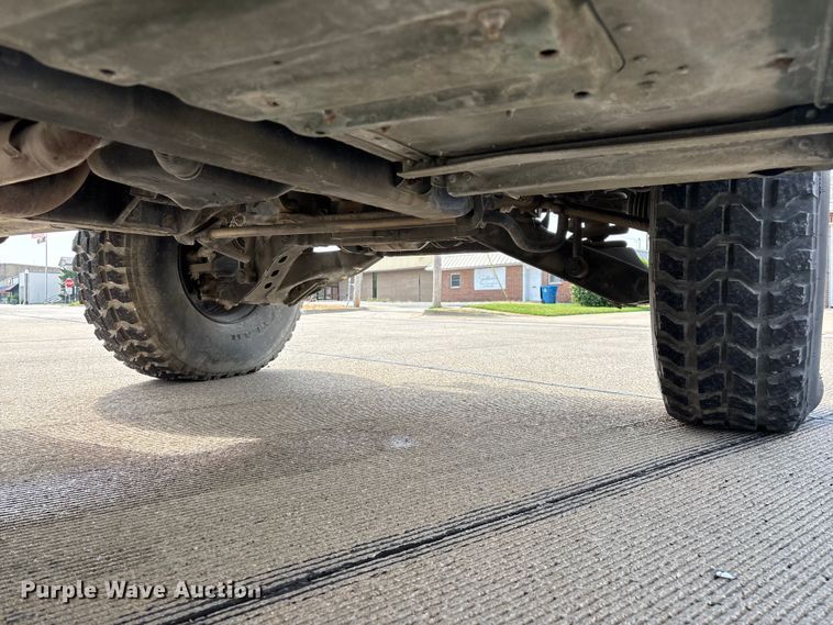 image for item FG0561 1991 AM General M998  HMMWV SUV