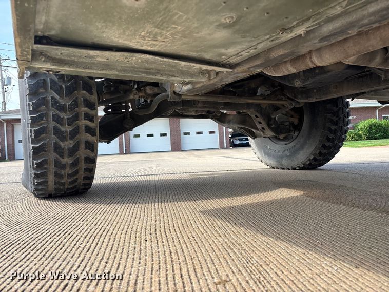 image for item FG0561 1991 AM General M998  HMMWV SUV