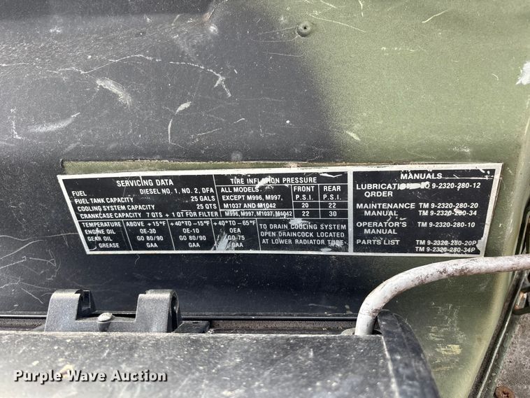 image for item FG0561 1991 AM General M998  HMMWV SUV