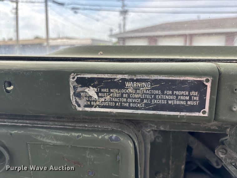 image for item FG0561 1991 AM General M998  HMMWV SUV