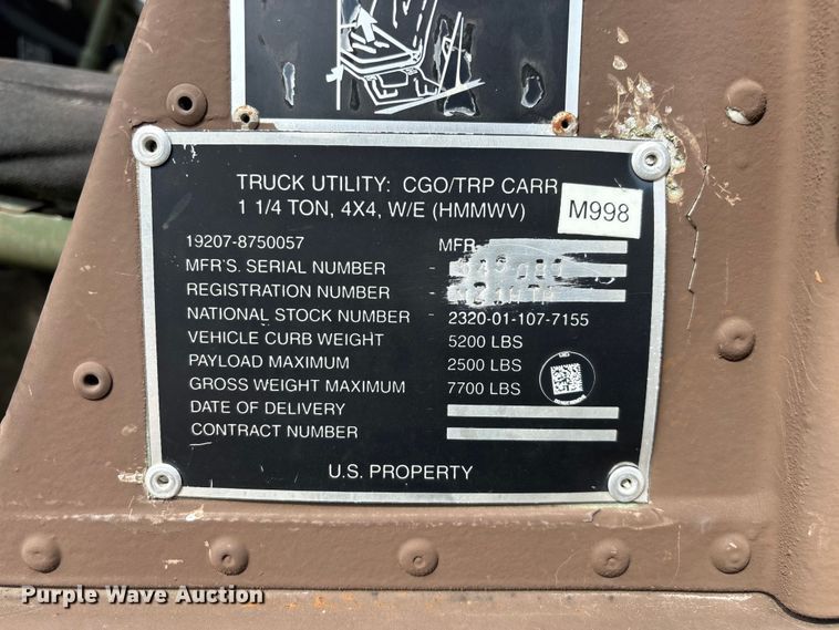image for item FG0561 1991 AM General M998  HMMWV SUV