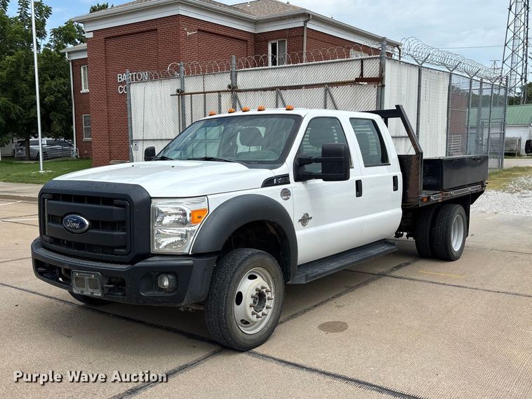 image for item FG0562 2016 Ford F450 Super Duty Crew Cab flatbed truck